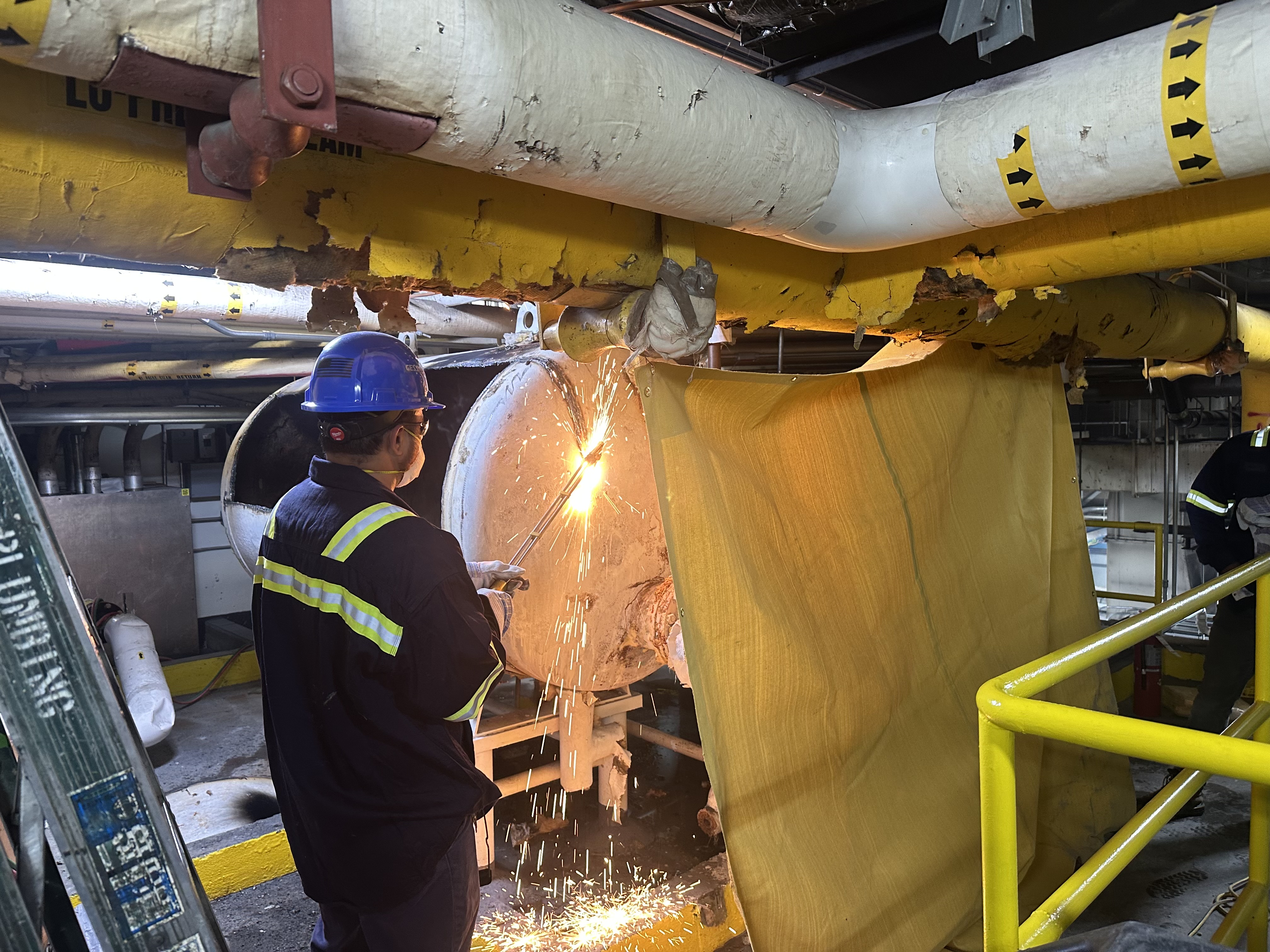 Industrial welding on mechanical equipment